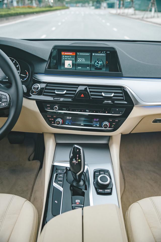 Đánh giá BMW 520i 2019: Mang lại giá trị và niềm tin - Ảnh 14