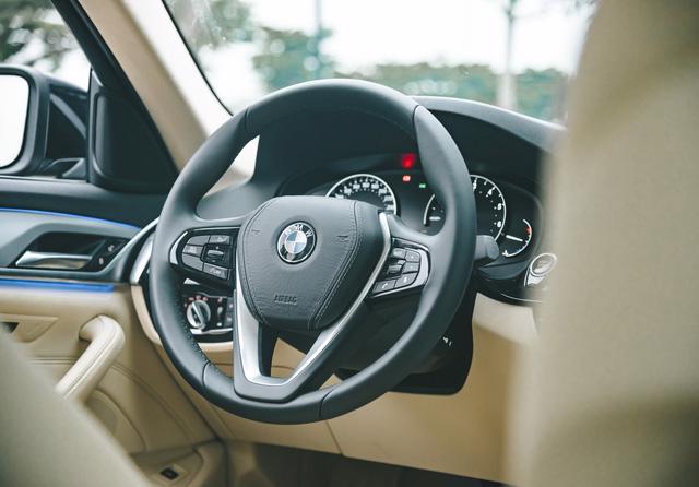 Đánh giá BMW 520i 2019: Mang lại giá trị và niềm tin - Ảnh 17
