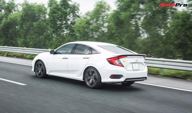 Đánh giá Honda Civic RS 2019 - Lựa chọn cần cả con tim và lý trí - Ảnh 17