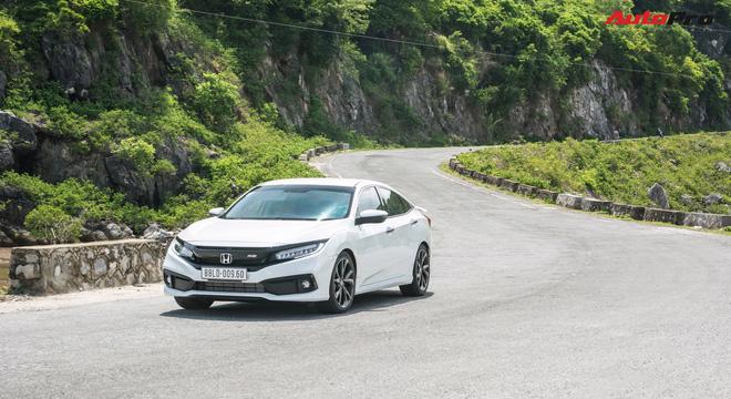 Đánh giá Honda Civic RS 2019 - Lựa chọn cần cả con tim và lý trí - Ảnh 16
