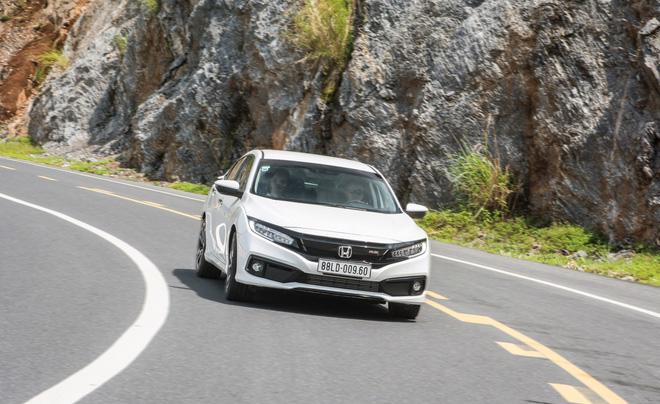 Đánh giá Honda Civic RS 2019 - Lựa chọn cần cả con tim và lý trí - Ảnh 13