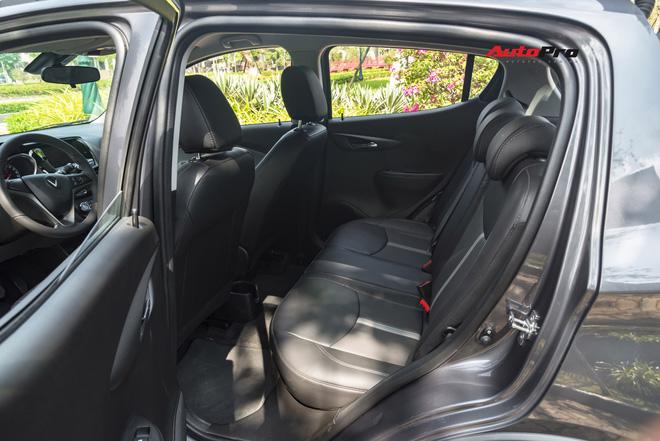 Đ&#243;ng vai ‘cư d&#226;n mạng’ đi thử ch&#234; VinFast Fadil - Ảnh 5