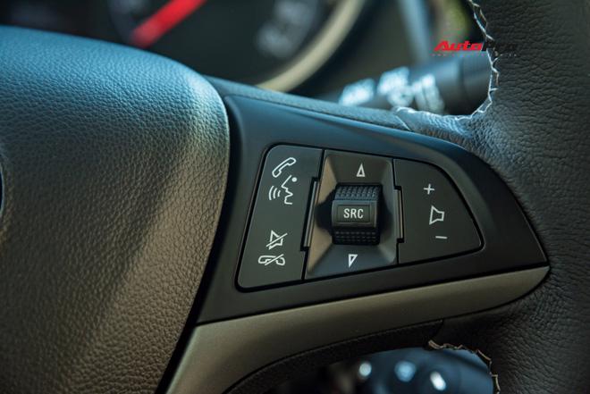 Đ&#243;ng vai ‘cư d&#226;n mạng’ đi thử ch&#234; VinFast Fadil - Ảnh 13