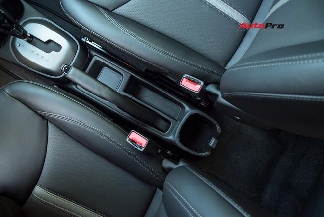 Đ&#243;ng vai ‘cư d&#226;n mạng’ đi thử ch&#234; VinFast Fadil - Ảnh 35