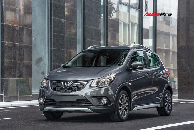 Đ&#243;ng vai ‘cư d&#226;n mạng’ đi thử ch&#234; VinFast Fadil - Ảnh 1