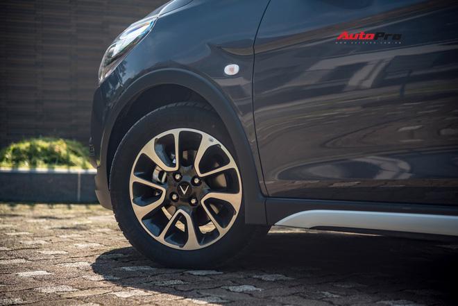 Đ&#243;ng vai ‘cư d&#226;n mạng’ đi thử ch&#234; VinFast Fadil - Ảnh 20