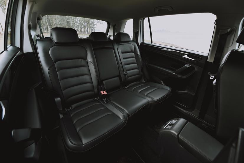 Volkswagen Tiguan Allspace n&#226;ng cấp c&#244;ng nghệ vượt Mercedes-Benz GLC 200, gi&#225; gần 1,85 tỷ đồng - Ảnh 6