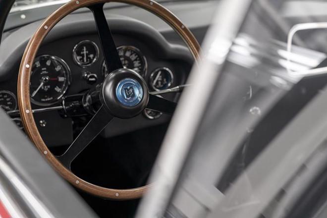 Si&#234;u xe đắt nhất lịch sử Aston Martin bắt đầu được sản xuất - Ảnh 5