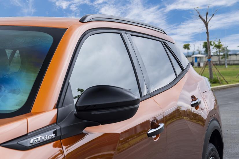 Peugeot 2008 ho&#224;n to&#224;n mới ra mắt - Ảnh 1