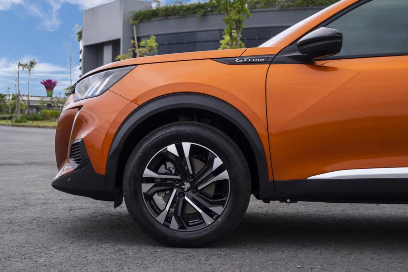 Peugeot 2008 ho&#224;n to&#224;n mới ra mắt - Ảnh 7