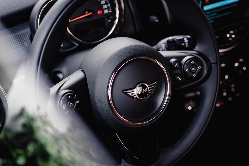 MINI ra mắt hai phi&#234;n bản mới tại Việt Nam - Ảnh 2