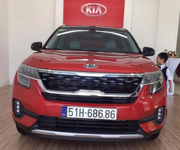Bốc được biển '686.86', chủ xe Kia Seltos vội rao bán với giá 1,5 tỷ đồng - Ảnh 1