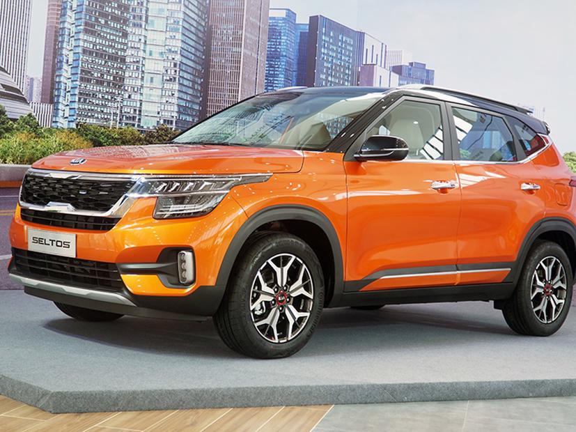 Bảng giá mẫu xe Kia Seltos tháng 4/2021 đã được điều chỉnh tăng thêm 10 triệu đồng, áp dụng với mọi phiên bản.