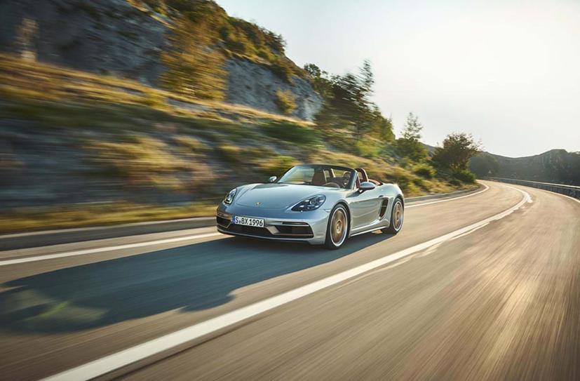 Porsche Boxster ra phi&#234;n bản kỷ niệm 25 năm - Ảnh 3