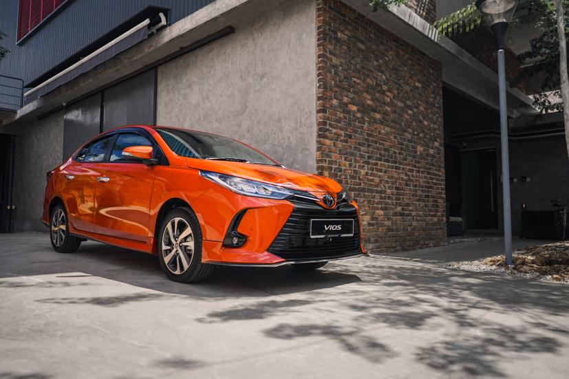 Mẫu xe sedan hạng B bán chạy nhất thị trường Việt Nam Toyota Vios bắt đầu được các đại lý nhận đặt cọc đối với phiên bản mới nhất 2021.