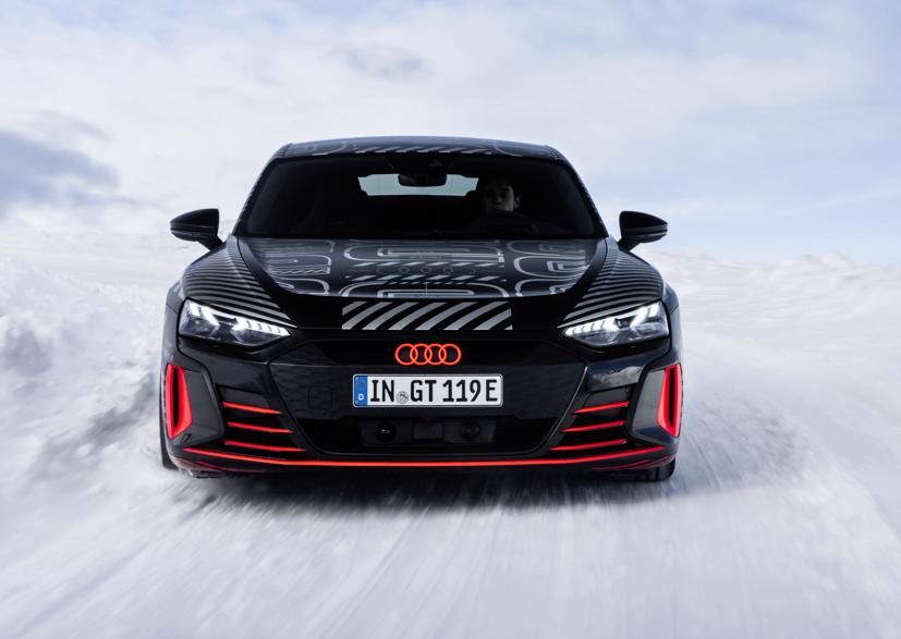 Si&#234;u sedan Audi E-Tron GT sẽ ra mắt v&#224;o ng&#224;y 9/2 sắp tới? - Ảnh 2