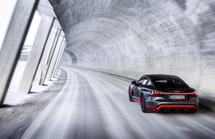 Si&#234;u sedan Audi E-Tron GT sẽ ra mắt v&#224;o ng&#224;y 9/2 sắp tới? - Ảnh 5