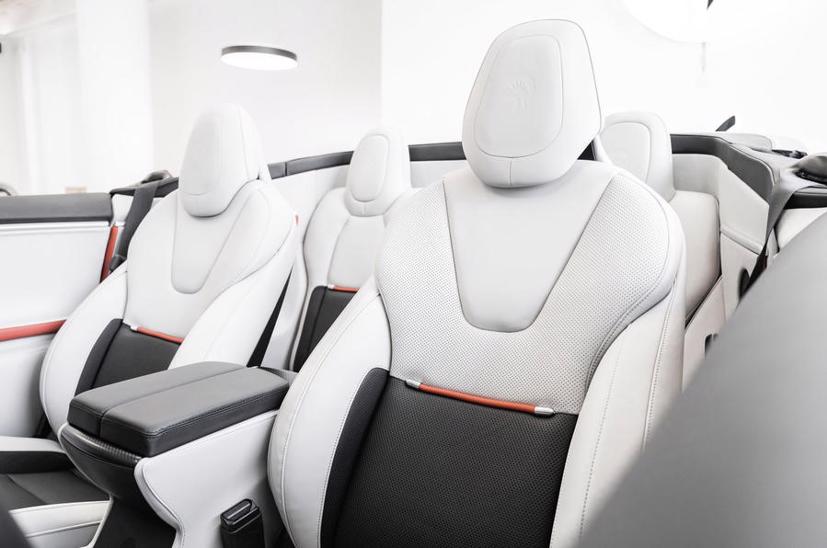 Biến Tesla Model S th&#224;nh xe mui trần - Ảnh 3