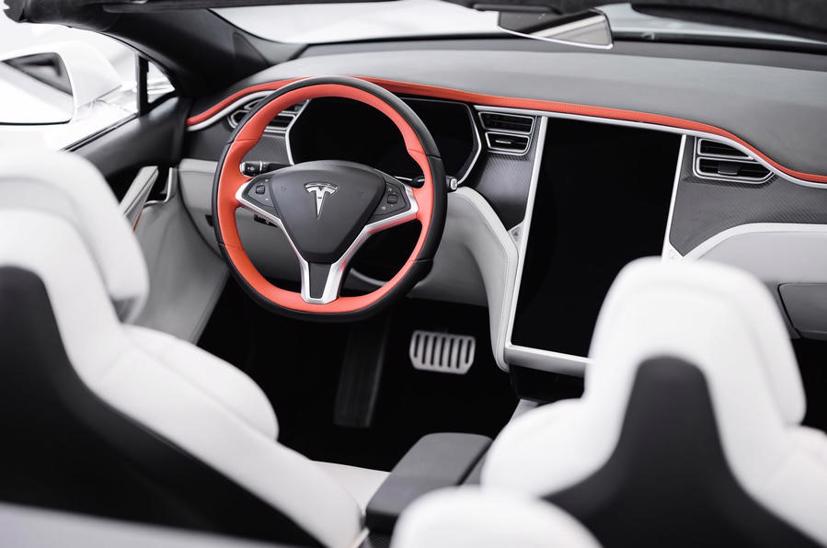 Biến Tesla Model S th&#224;nh xe mui trần - Ảnh 4