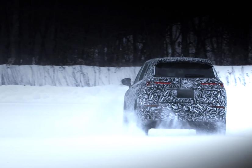 Mitsubishi Outlander 2022 lộ h&#236;nh ảnh, ra mắt ng&#224;y 16/2 - Ảnh 3