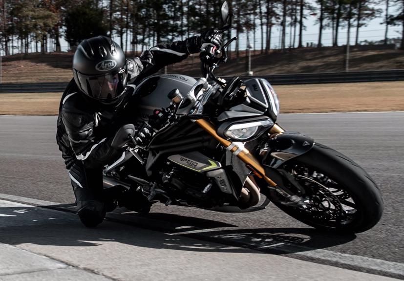 Ngắm si&#234;u phẩm Triumph Speed Triple 1200RS 2021 vừa ch&#237;nh thức ra mắt - Ảnh 3