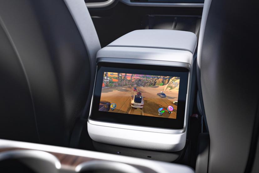 Tesla tr&#236;nh l&#224;ng phi&#234;n bản Model S mới - Ảnh 8