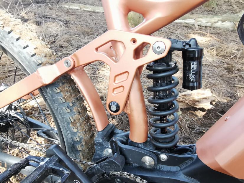 Hé lộ hình ảnh "siêu xe đạp điện" mạnh nhất thế giới - Ảnh 4