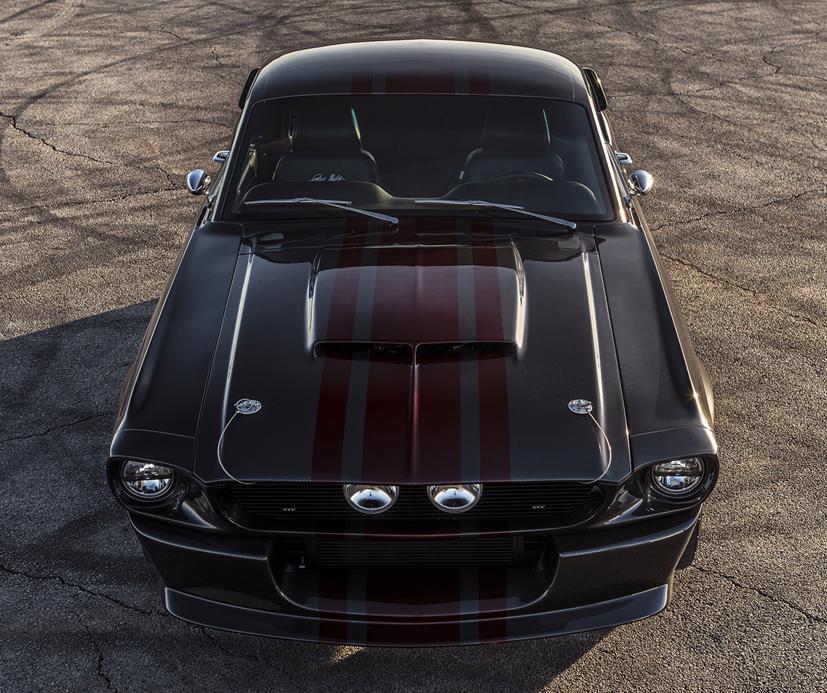 Si&#234;u xe cổ Shelby GT500 được l&#224;m mới với vỏ carbon - Ảnh 9