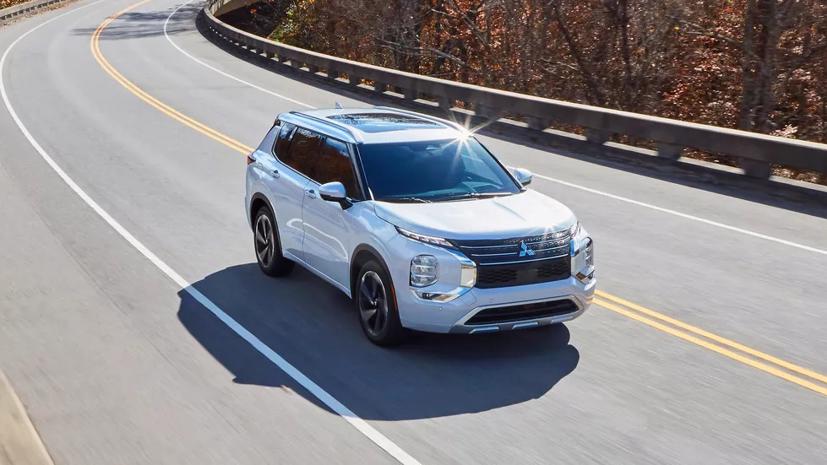 Loạt ảnh Mitsubishi Outlander 2022 mới vừa lộ diện&#160; - Ảnh 3