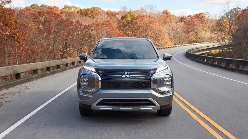 Loạt ảnh Mitsubishi Outlander 2022 mới vừa lộ diện&#160; - Ảnh 5