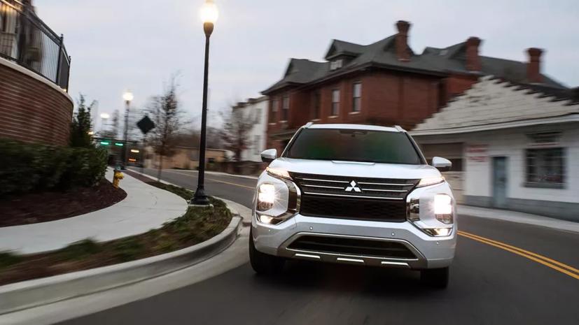 Loạt ảnh Mitsubishi Outlander 2022 mới vừa lộ diện&#160; - Ảnh 2