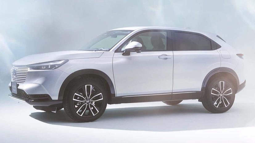 Honda vừa giới thiệu thế hệ thứ ba của mẫu crossover HR-V tại Nhật Bản. Theo thông tin, các thị trường toàn cầu phần lớn sẽ nhận được phiên bản Honda HR-V này