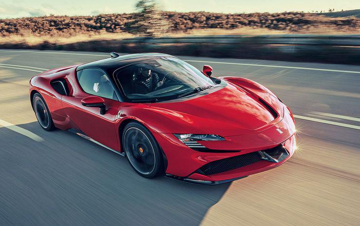 Những động cơ V8 mạnh mẽ nhất từng được đưa vào các siêu xe - Ảnh 11