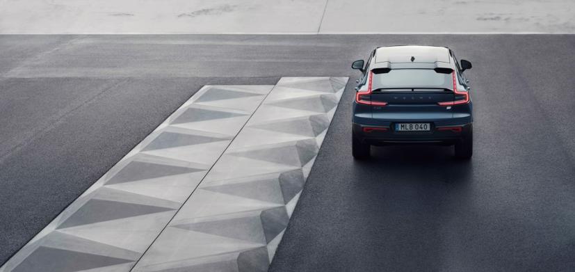 2021 Volvo C40 Recharge thuần chạy điện ch&#237;nh thức ra mắt - Ảnh 4