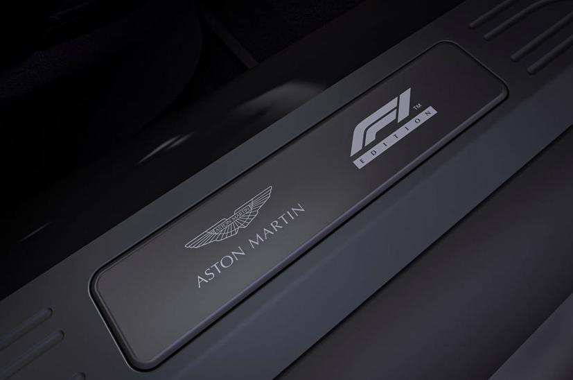 Aston Martin h&#233; lộ si&#234;u xe an to&#224;n đặc biệt phi&#234;n bản F1 2021 - Ảnh 8