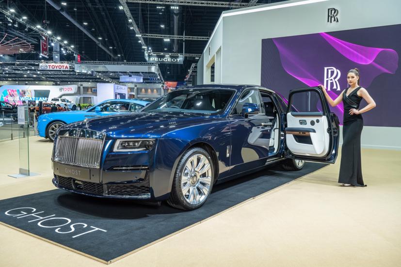 Ngắm dàn siêu mẫu cực nóng bỏng tại triển lãm Bangkok International Motor Show 2021 - Ảnh 12