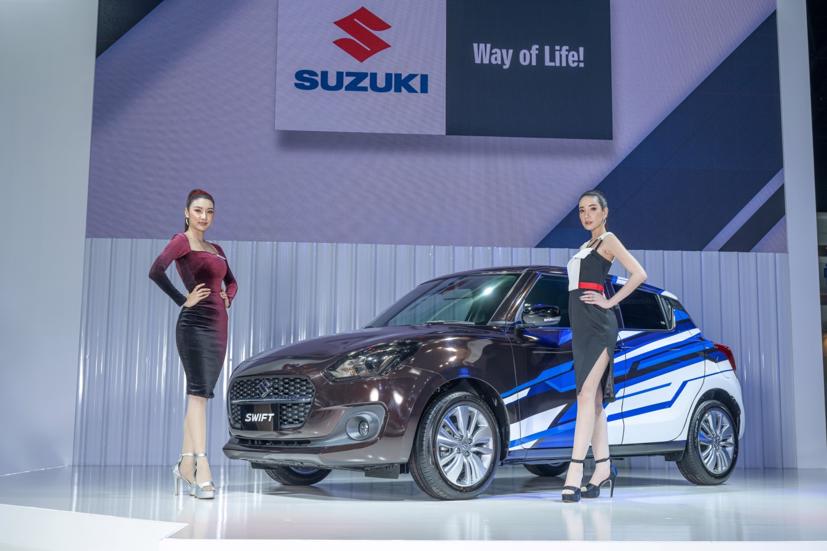 Ngắm dàn siêu mẫu cực nóng bỏng tại triển lãm Bangkok International Motor Show 2021 - Ảnh 13