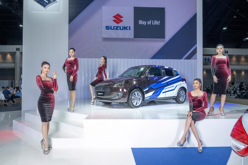 Ngắm dàn siêu mẫu cực nóng bỏng tại triển lãm Bangkok International Motor Show 2021 - Ảnh 18