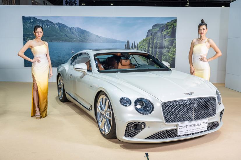 Ngắm dàn siêu mẫu cực nóng bỏng tại triển lãm Bangkok International Motor Show 2021 - Ảnh 2