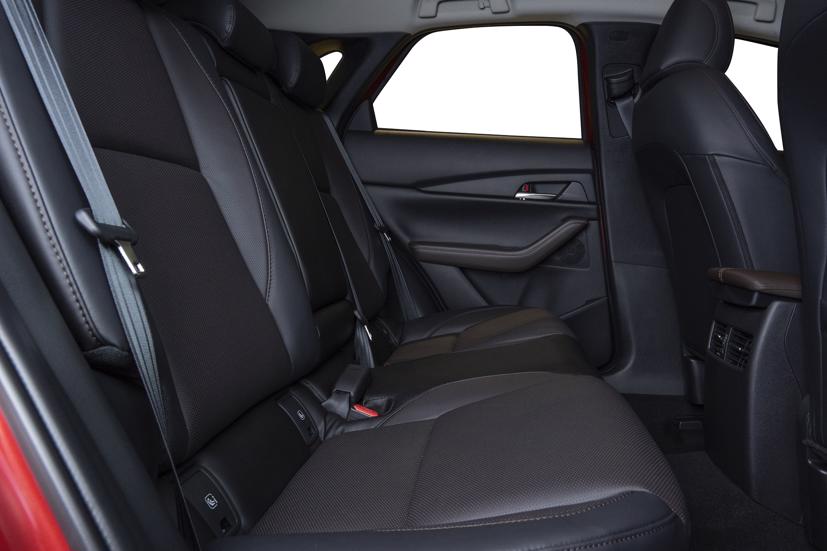 Mazda CX-30 ra mắt, gi&#225; từ 839 triệu đồng - Ảnh 3
