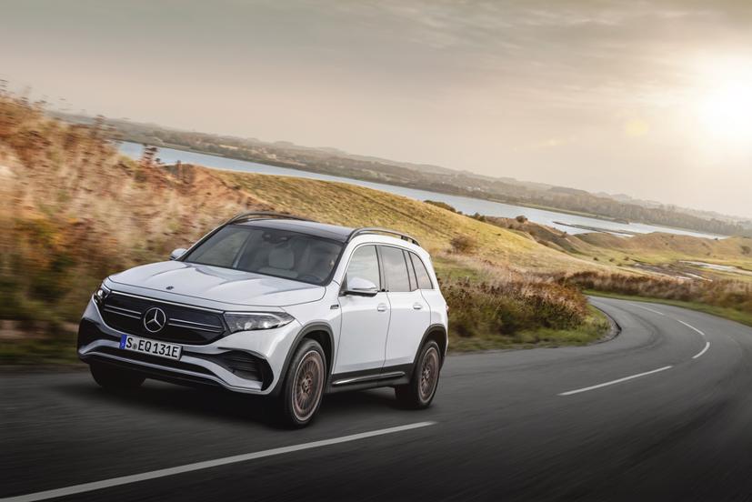 Mercedes ra mắt SUV điện đầu ti&#234;n tại Mỹ - Ảnh 1