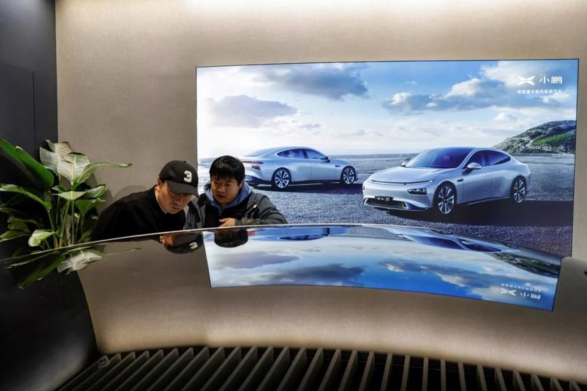 Trung Quốc, ô tô thông minh, thu thập dữ liệu, Tesla
