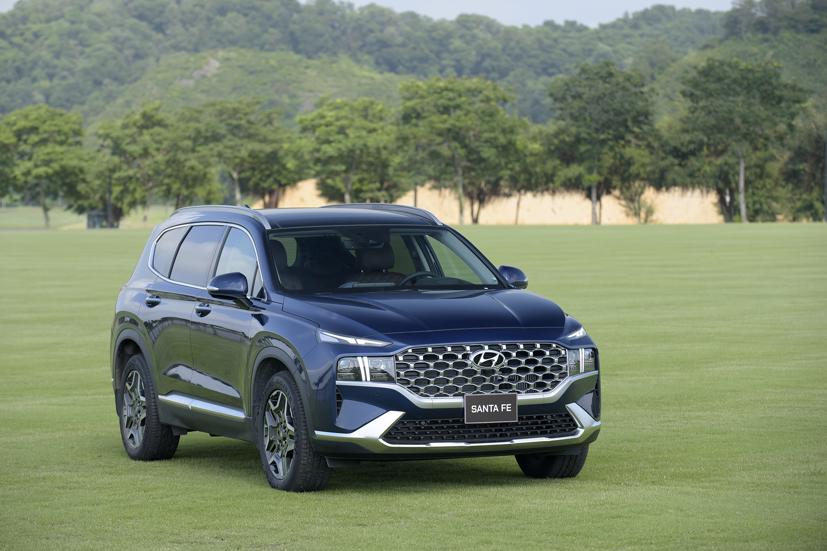 Hyunda Santa Fe 2021 mới ra mắt thị trường Việt Nam