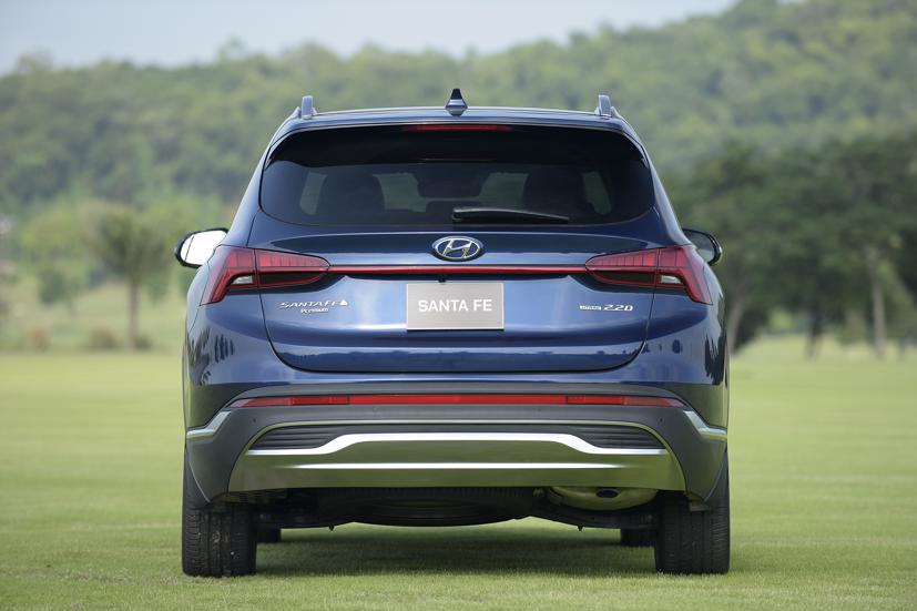 Hyundai Santa Fe 2021 ch&#237;nh thức ra mắt tại Việt Nam - Ảnh 6