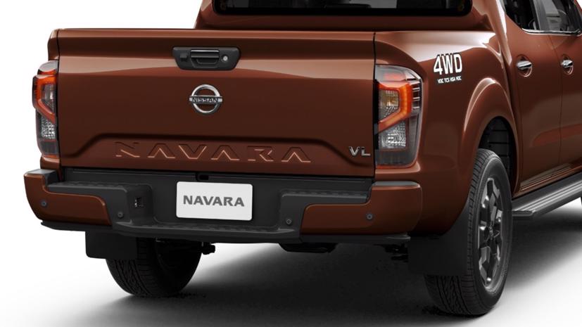 Nissan Navara 2021 ch&#237;nh thức ra mắt, gi&#225; từ 748 triệu đồng - Ảnh 2