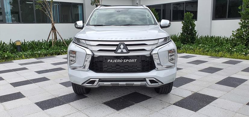 Có 3 chiếc xe Mitsubishi Pajero sản xuất năm 1998-1999 và 01 chiếc Mitsubishi Colt sản xuất năm 1998 bị triệu hồi để kiểm tra và thay thế cụm bơm túi khí bên người lái.