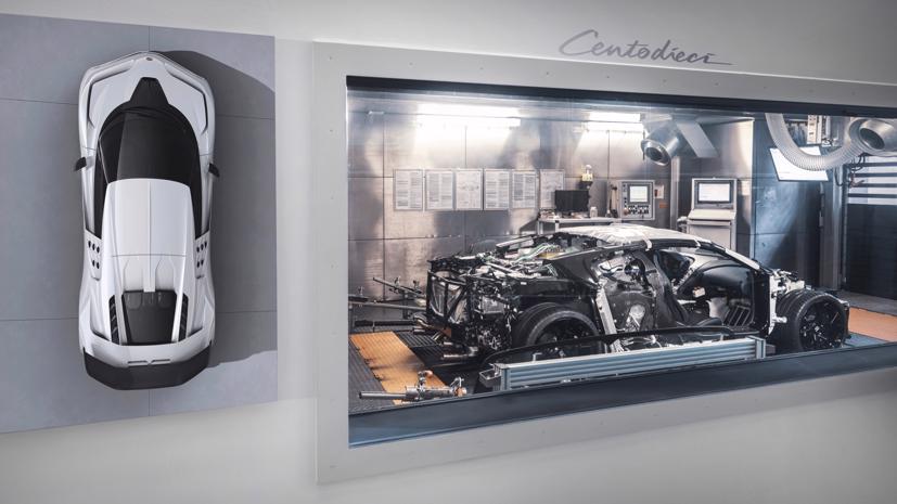 Siêu xe Bugatti Centodieci khoe dáng trên đường đua Nürburgring - Ảnh 2