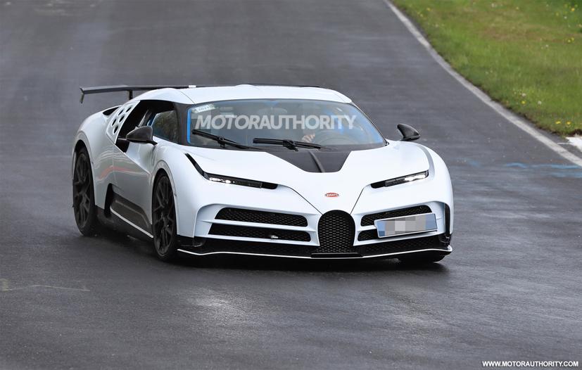 Siêu xe Bugatti Centodieci khoe dáng trên đường đua Nürburgring - Ảnh 7