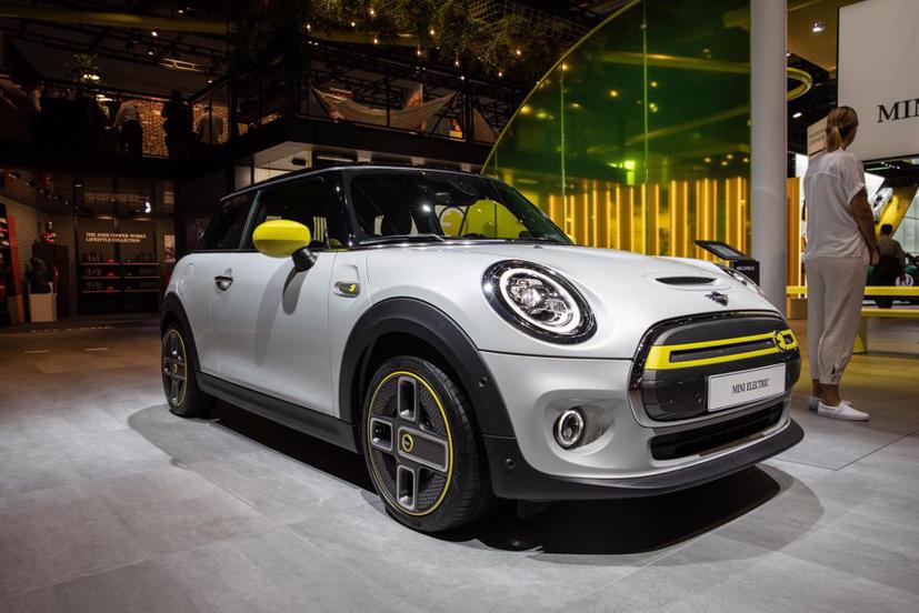 5 &#244; t&#244; điện gi&#225; cả phải chăng nhất hiện nay - Ảnh 5