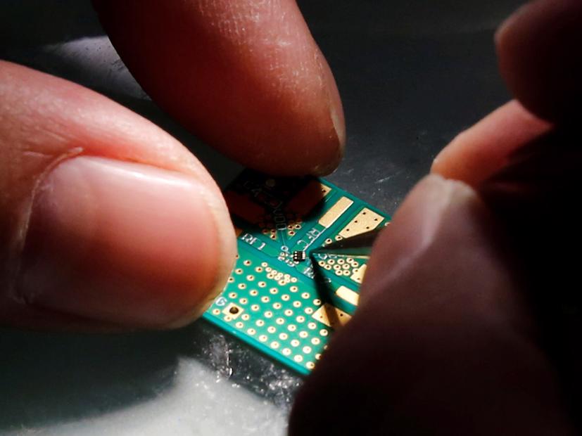 Nhiều ông lớn trong nhiều ngành công nghiệp gặp khó khăn do tình trạng thiếu hụt chip trên toàn cầu, nhưng các nhà sản xuất ô tô dường như phải chịu hậu quả tồi tệ nhất.